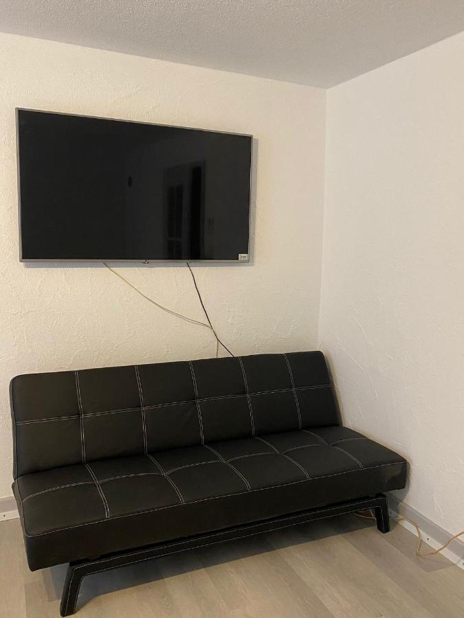 Private Studio Apartment In Bremgarten Extérieur photo